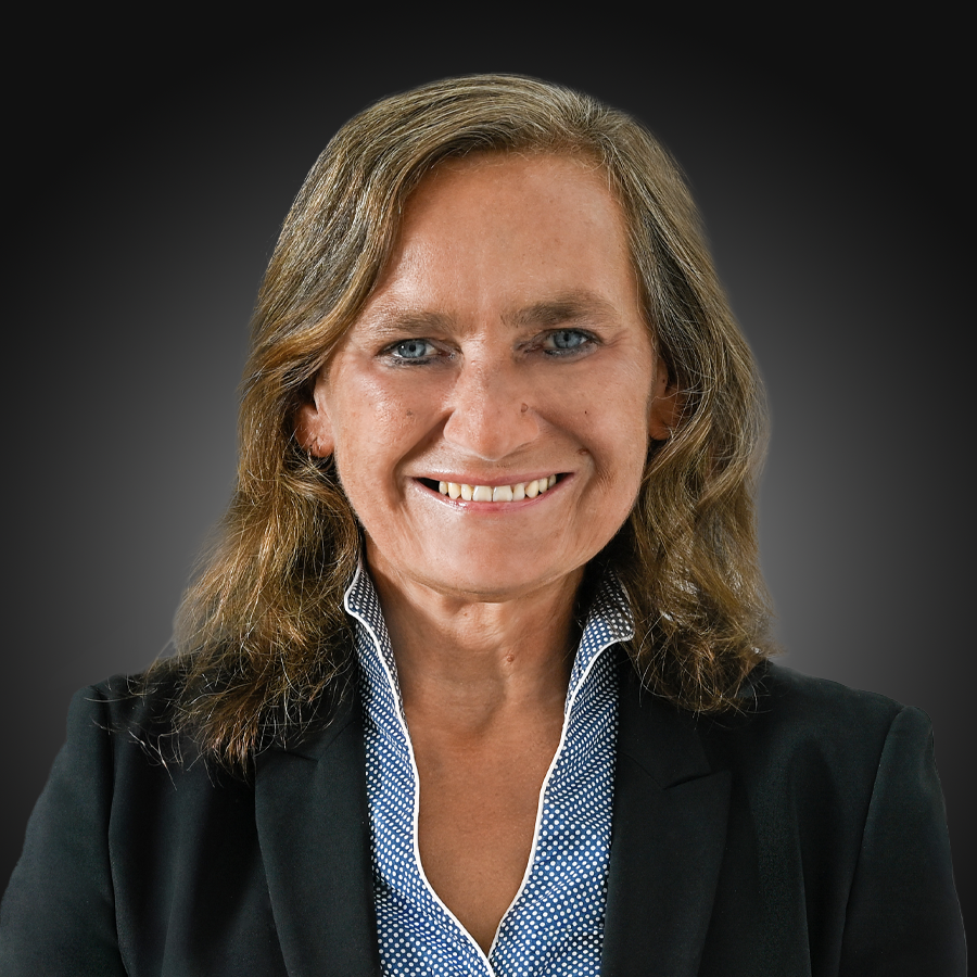 Kerstin Weinhardt headshot